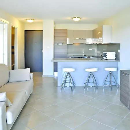 Salina Bay, Vecchio, Garden Side פורטו-וישיו