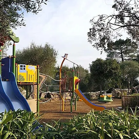 Salina Bay, Vecchio, Garden Side Апартаменты *