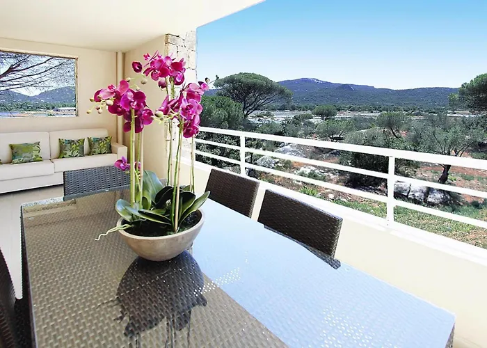 Salina Bay, Vecchio, Garden Side * 维琪奥港